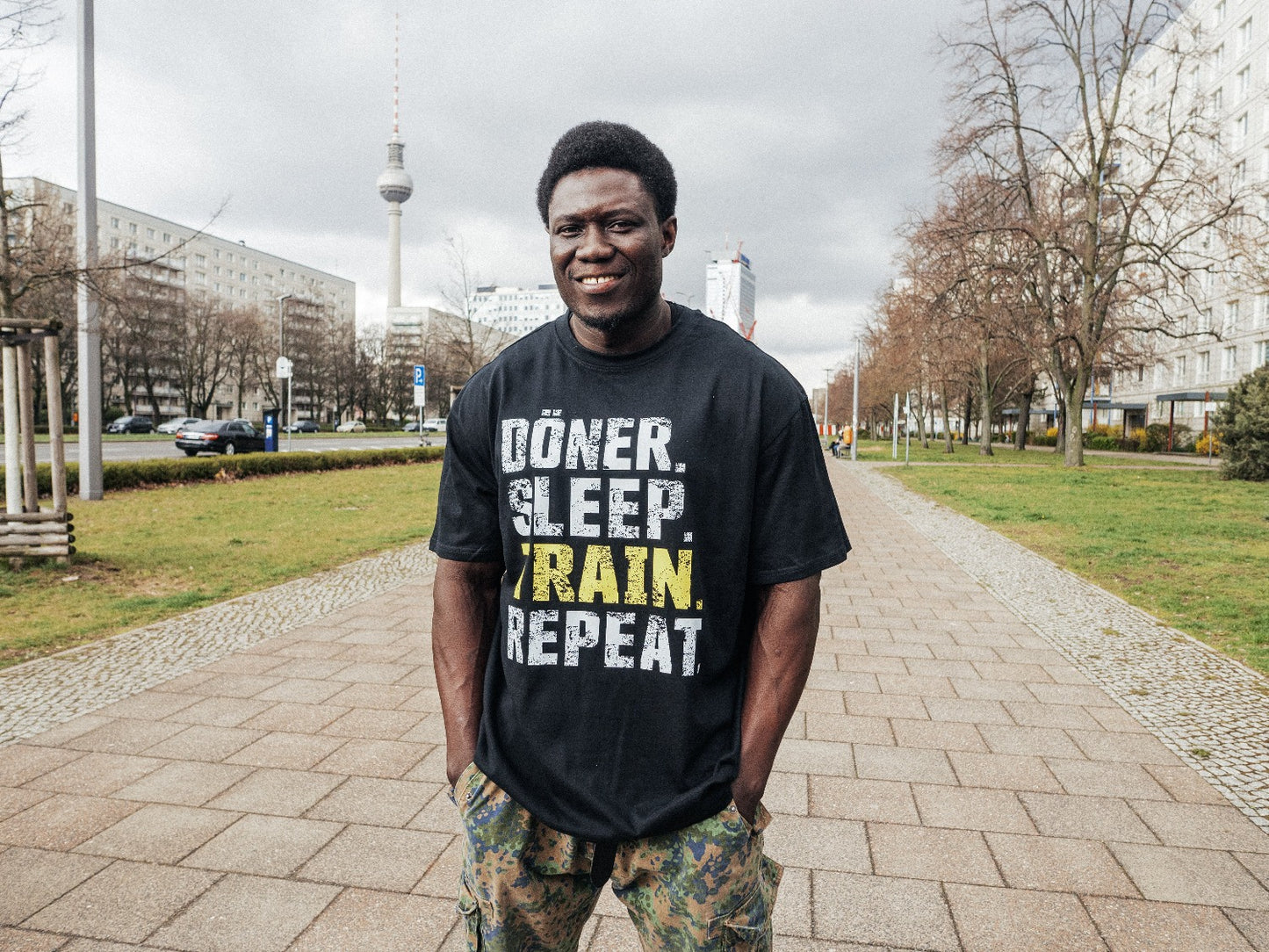 Döner Sleep Train Repeat - Shirt (schwarz)